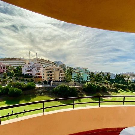 Modern And Stylish Apartment Seeview And Golfview Malaga Exterior photo