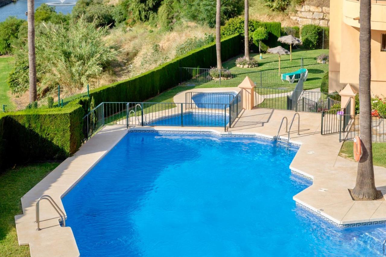 Modern And Stylish Apartment Seeview And Golfview Malaga Exterior photo
